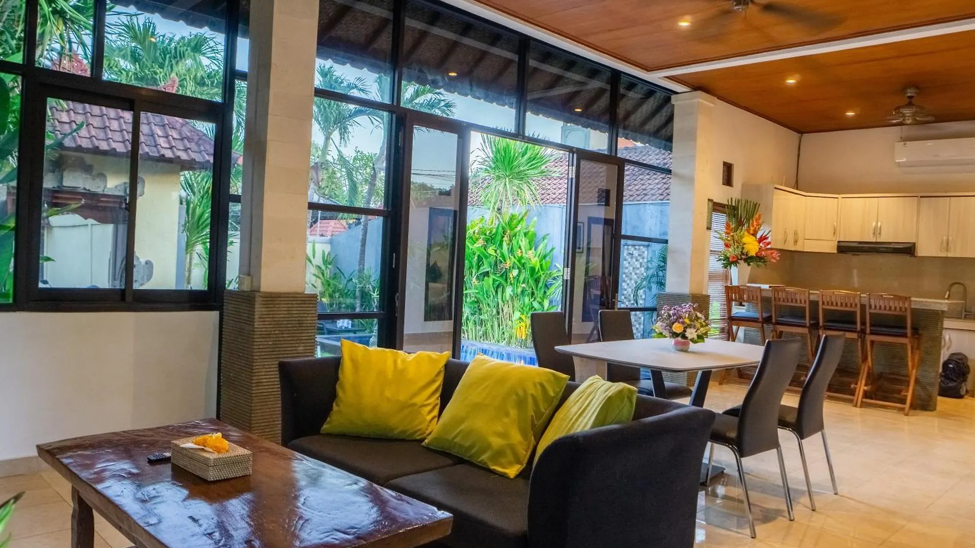 Villa Dafne Seminyak